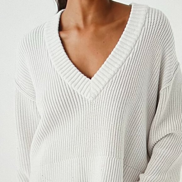 Rumored Sweaters - Rumored 'School's Out' Ecru Ripped Cropped Heavyweight Sweater Size L